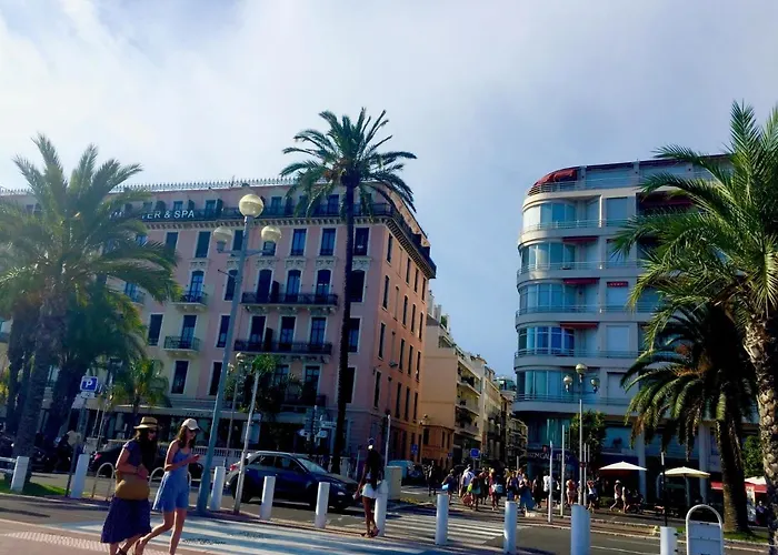 Promenade Des Anglais /Carre D\'Or - 2 Mins Plages